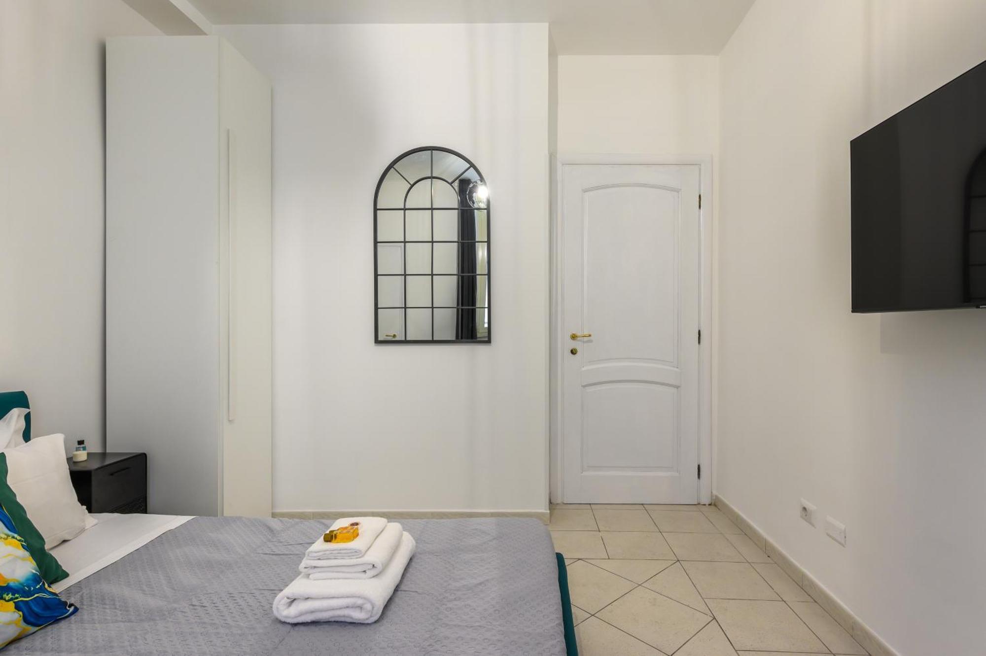 Hb Montebello Apartment ローマ エクステリア 写真