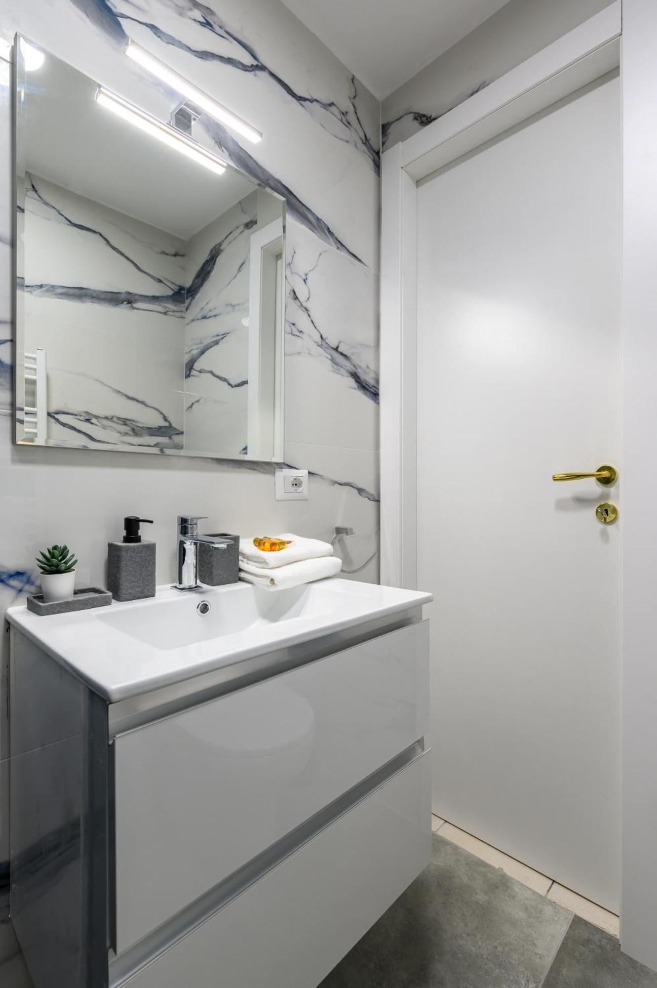 Hb Montebello Apartment ローマ エクステリア 写真